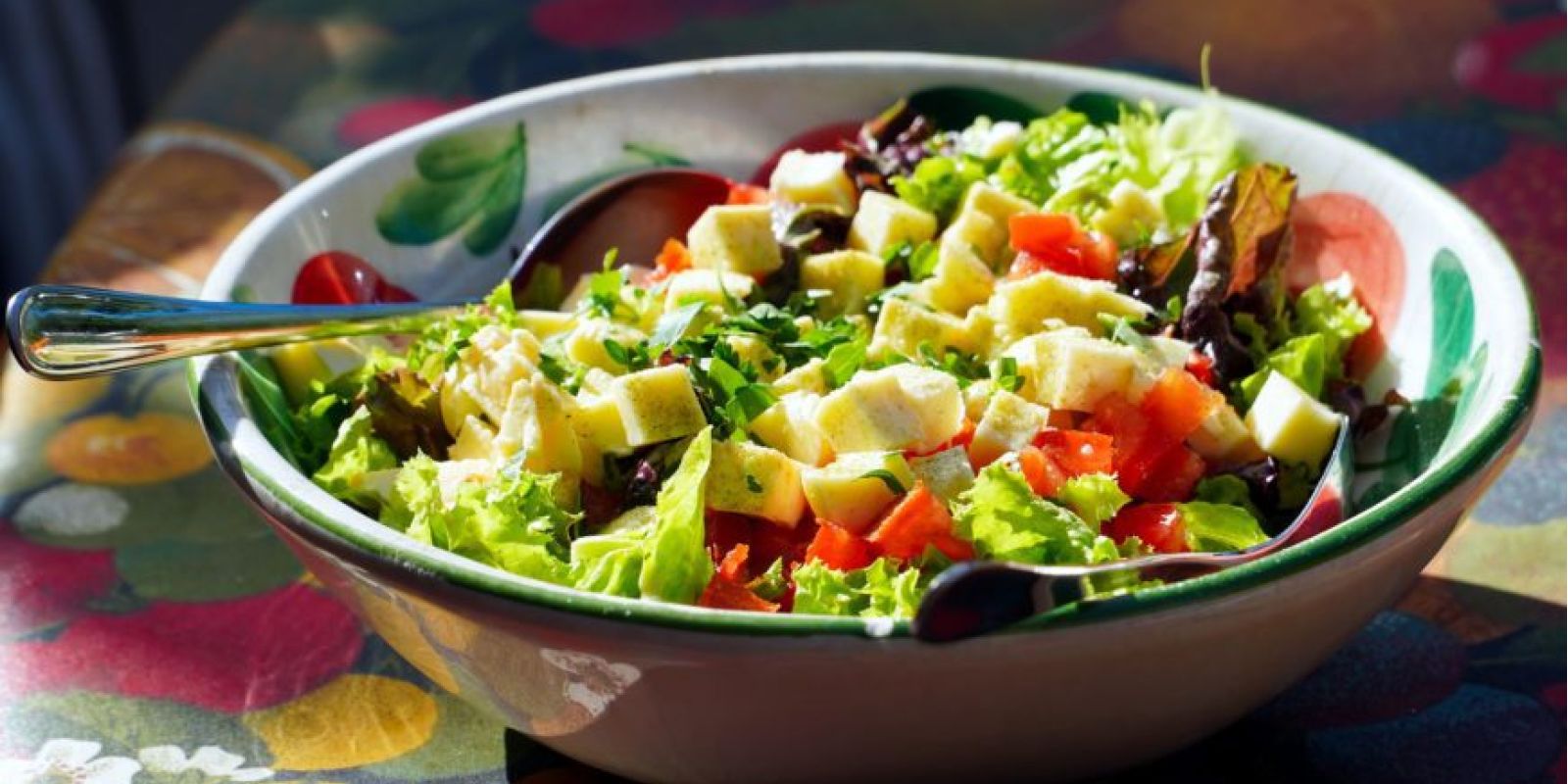 Salade fraicheur avec vinaigrette mangue