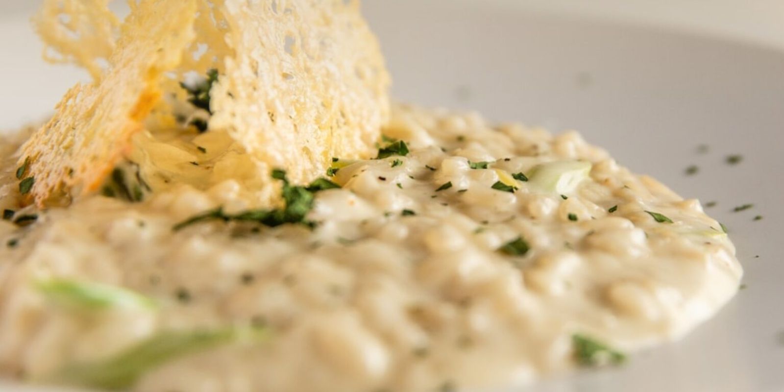 Risotto crémeux au parmesan et touche de bergamote