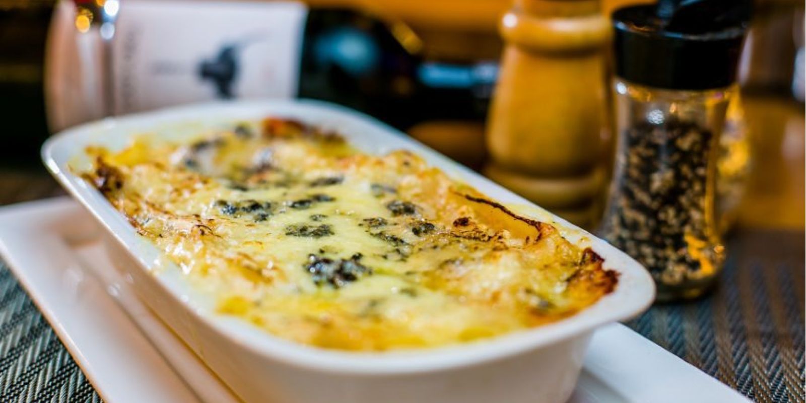 Béchamel à l’huile d’avocat 1 lasagna 5605216 1920 870x470 1 b2f813b4 La Maison Des Grands Lacs