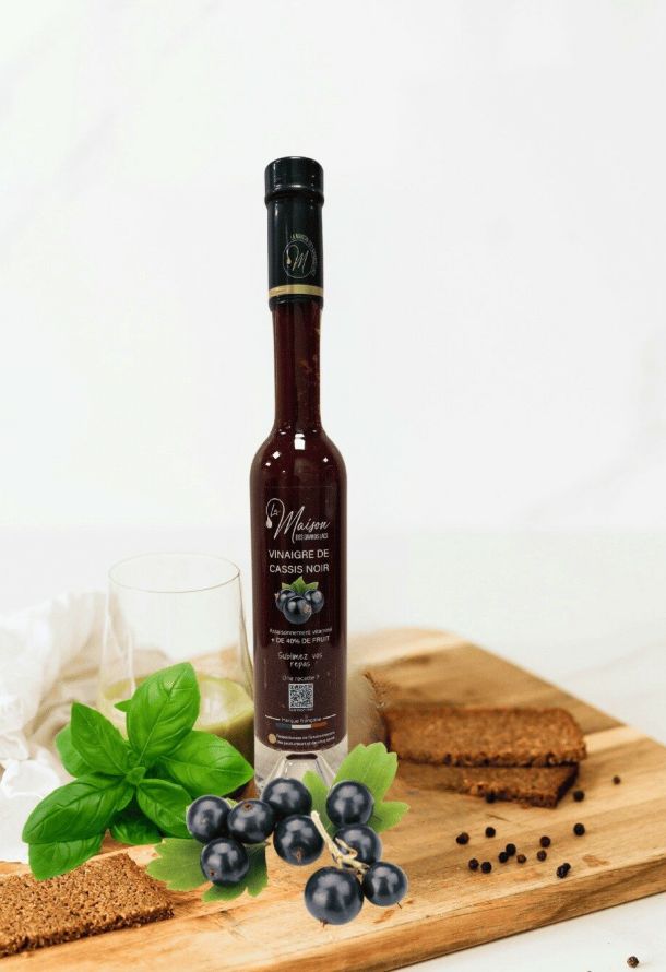 Assortiment de vinaigres saveurs du Terroir 3 Vinaigre cassis noir f7cfe2f6 La Maison Des Grands Lacs